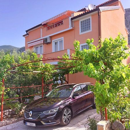 Apartman Sous Les Rochers Grižane エクステリア 写真
