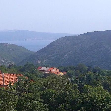 Apartman Sous Les Rochers Grižane エクステリア 写真