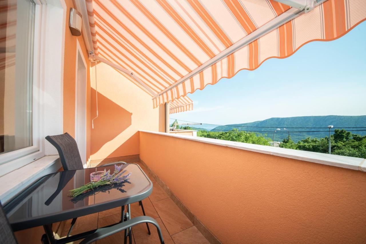 Apartman Sous Les Rochers Grižane エクステリア 写真